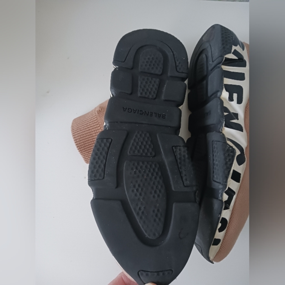 Balenciaga Speed LT graffiti sneakers size 9 or 9.5 - Picture 9 of 14